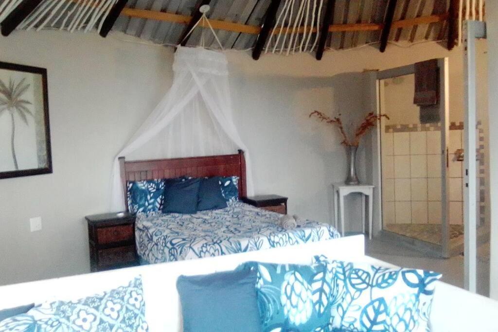 Wildview Self Catering Cottages Coffee Bay, Breakfast & Wi-Fi Inc Eksteriør bilde